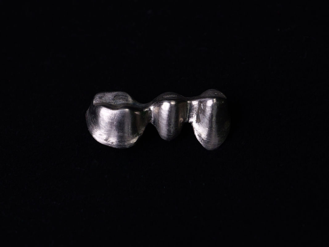 Audental 04 Noble Alloy Perak-Palladium Porselin Alloy Putih Pd53.3% untuk restorasi gigi tahan lama