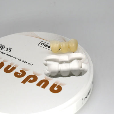 Blok Zirconia Dental permukaan halus Solusi Utama untuk Restorasi Sempurna